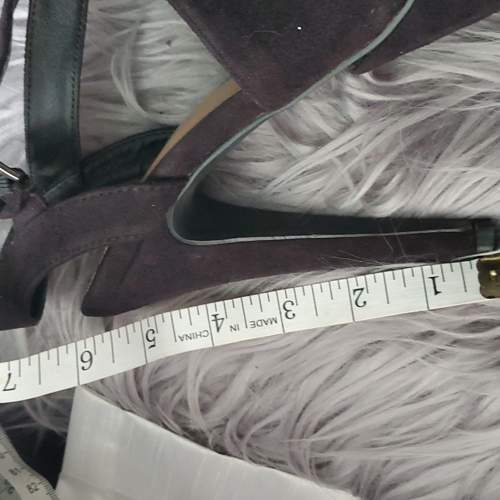 Platform Sandals - Picture 4 of 7